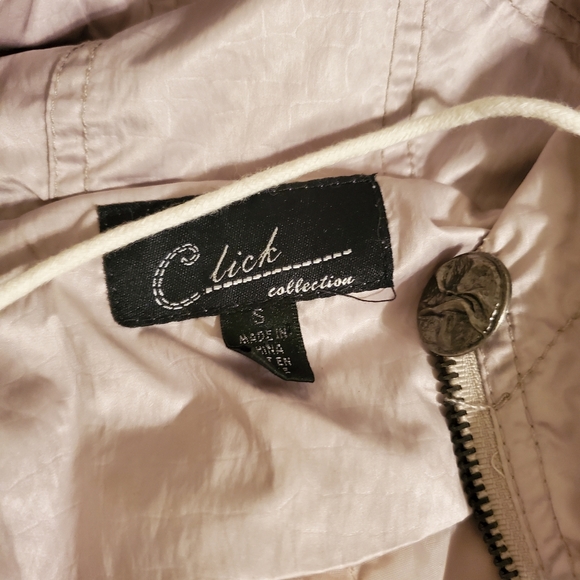 Click collection, size small, beige/flush color - Picture 2 of 3